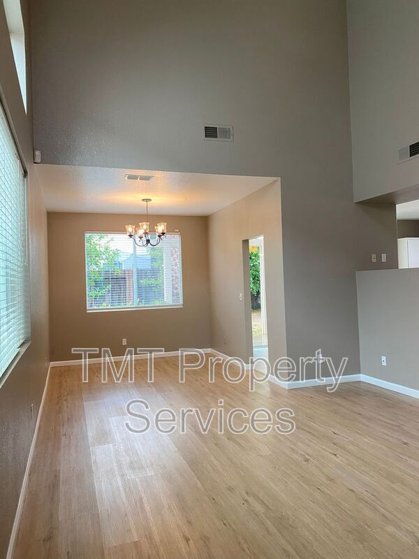 Building Photo - 8966 Forked Creek Way