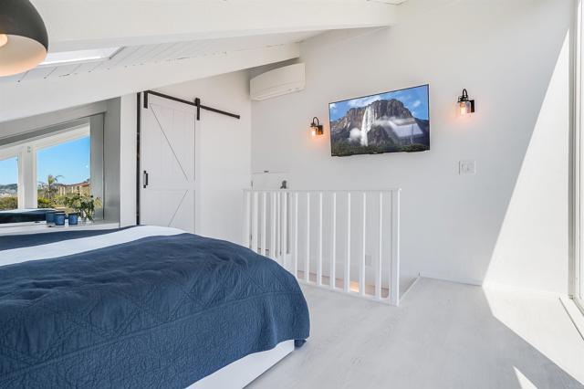 Building Photo - 325 S Sierra Ave