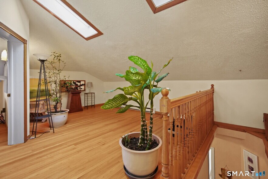 Building Photo - 45 W North St