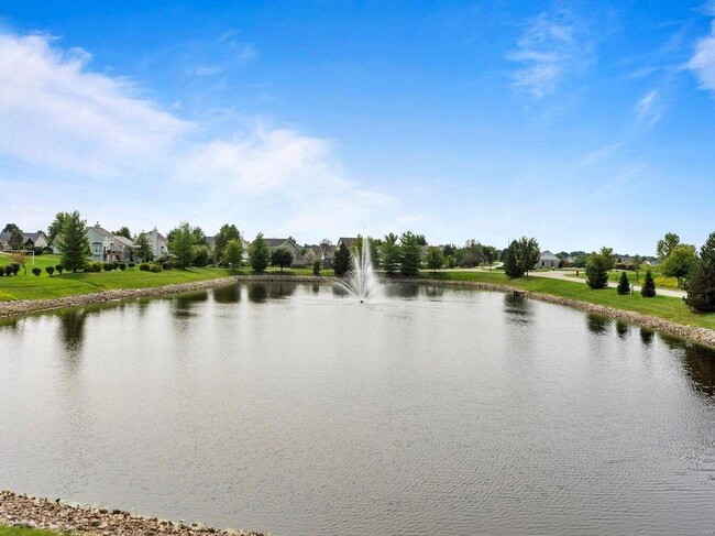 Building Photo - 712 Harbor Woods Dr