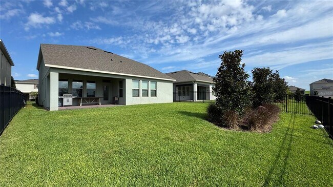 Building Photo - 12533 Charmed Dr