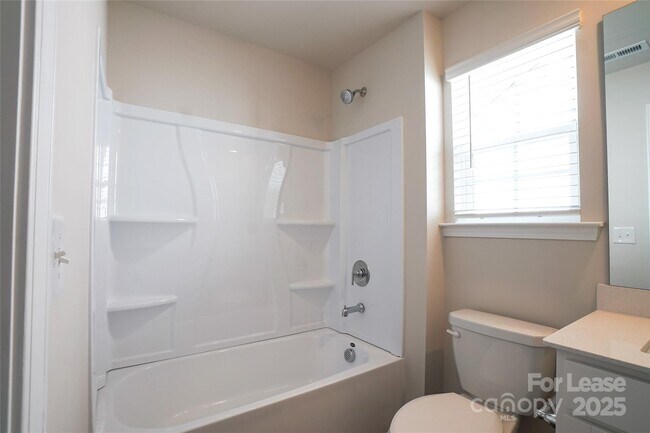 Building Photo - 1403 Caracara Ct