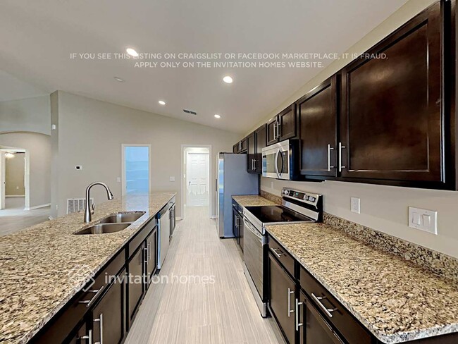 Building Photo - 5248 White Egret Ln