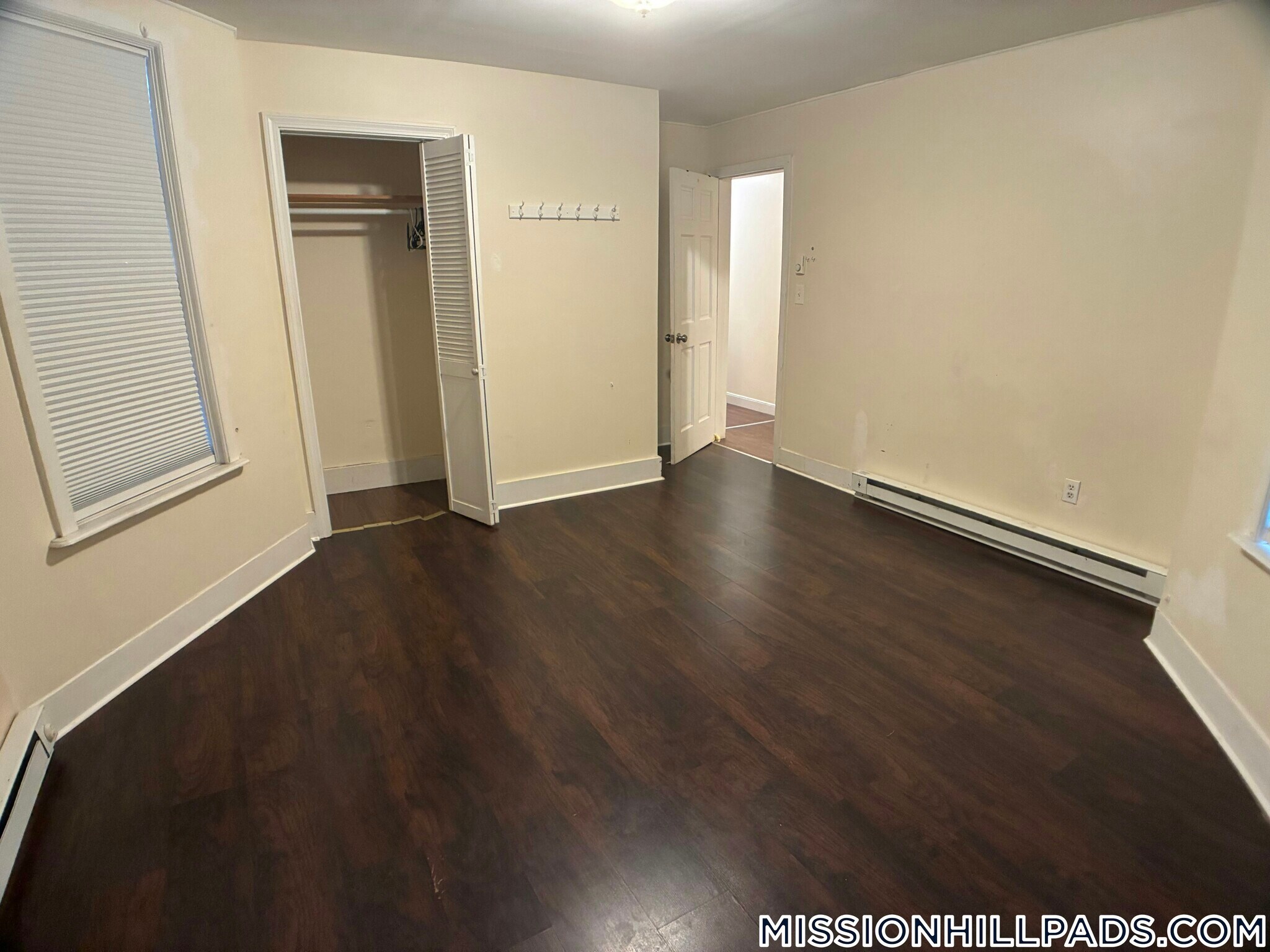 Building Photo - 739 Parker St