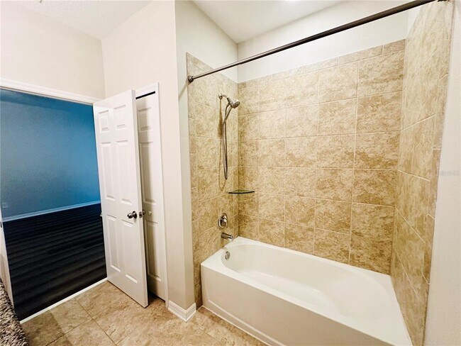 Building Photo - 17522 Promenade Dr