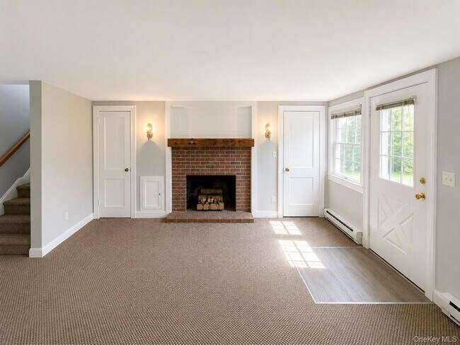 Building Photo - 110 Hardscrabble Rd
