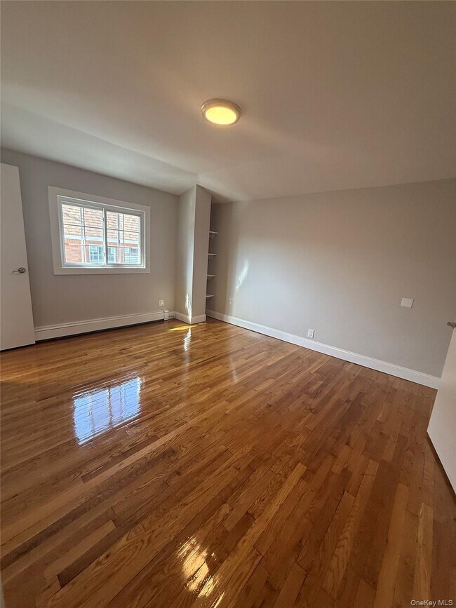 Building Photo - 145-59 107th Ave