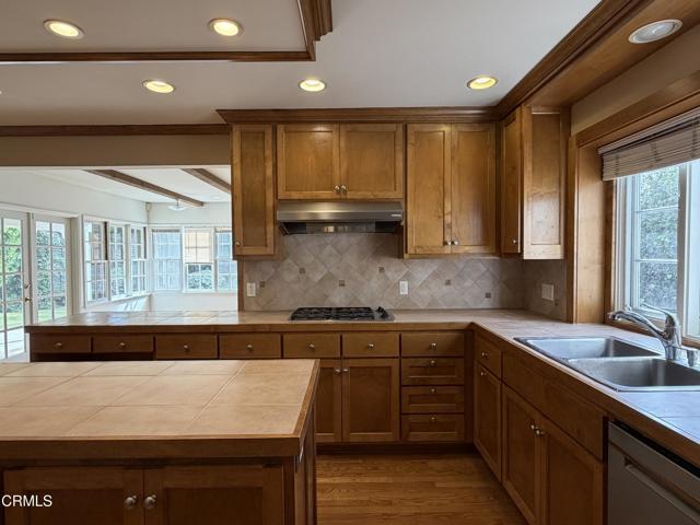 Building Photo - 2790 Gainsborough Dr