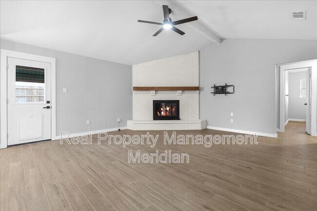 Building Photo - 8725 Irongate Dr