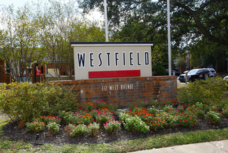 Building Photo - Westfield