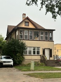 Building Photo - 111 8th St S