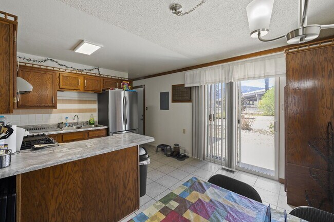 Building Photo - 2650 Willard Dr