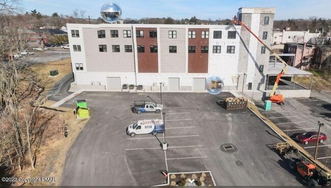 Building Photo - 55 N Courtland St