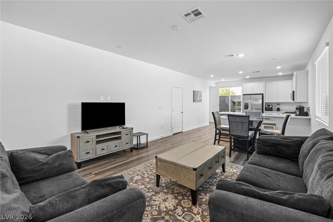 Building Photo - 9446 Sequoia Rdg Ave