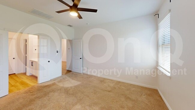 Building Photo - 749 Twinvale Dr