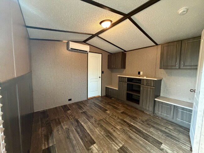Building Photo - Tiny home, big lifestyle!
