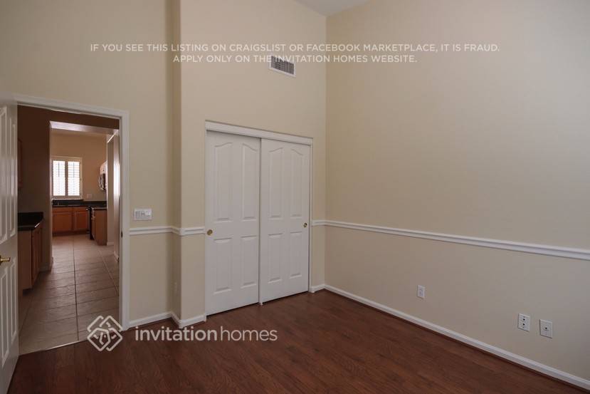 Building Photo - 28652 N 45th Way