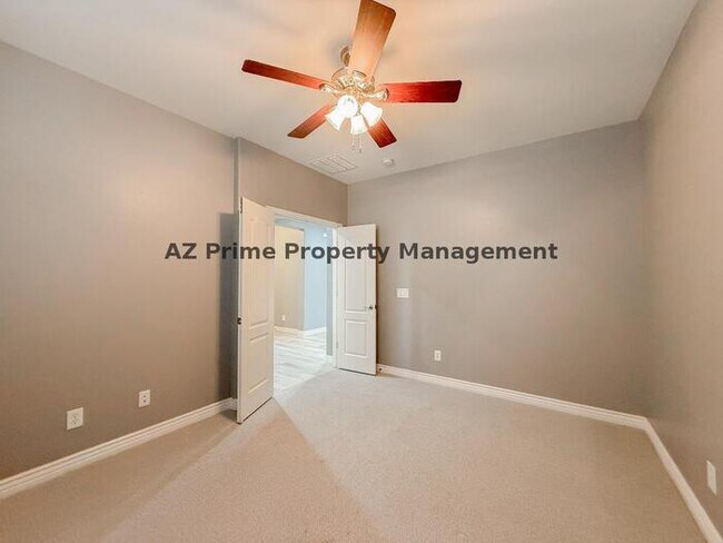 Building Photo - 18649 W Williams St