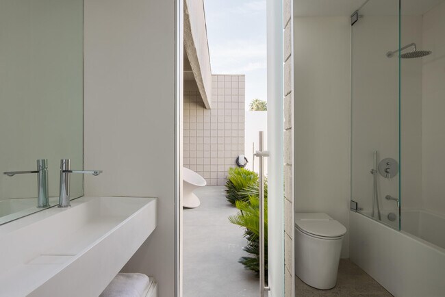 Building Photo - 483 Sandpiper St