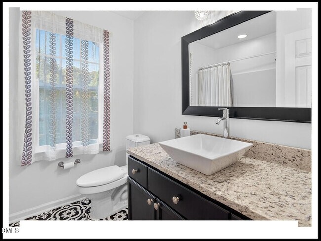 Building Photo - 5207 Tahoe Dr