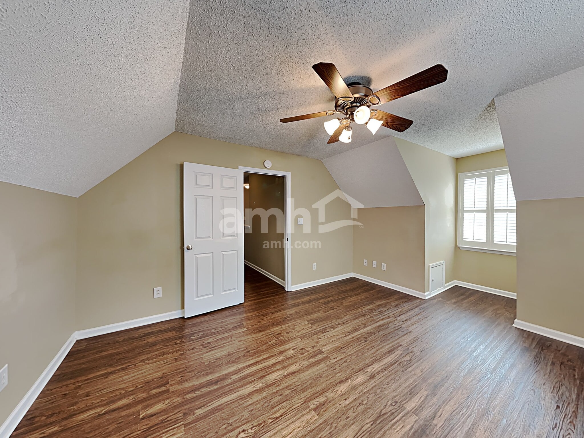 Building Photo - 582 Cotton Brook Dr