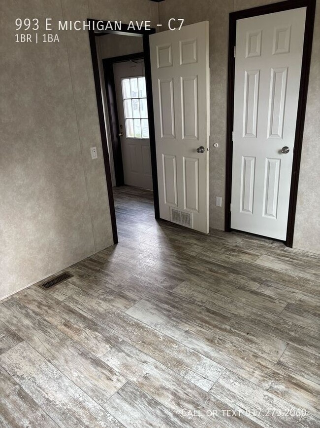 Building Photo - 993 E Michigan Ave