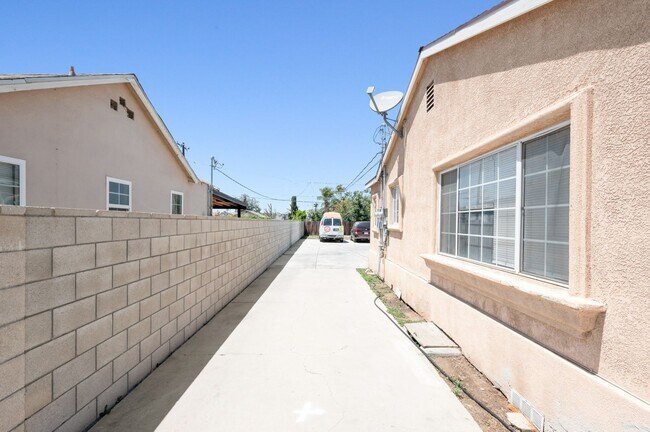 Building Photo - JV3701 RUBS
