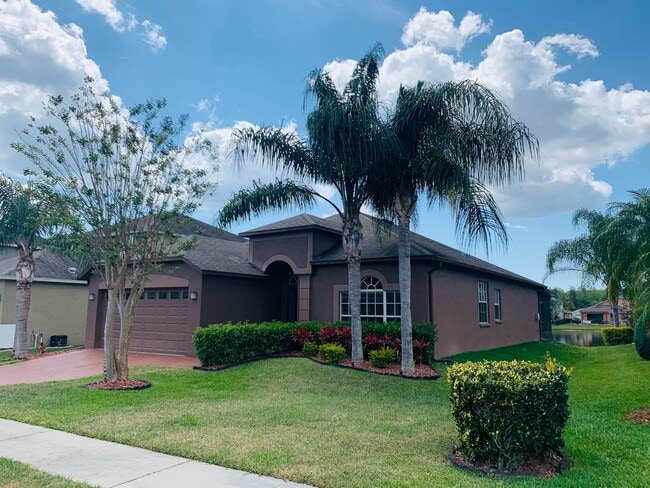 Primary Photo - Waterfront View! 4 bed 2 bath 2 car garage