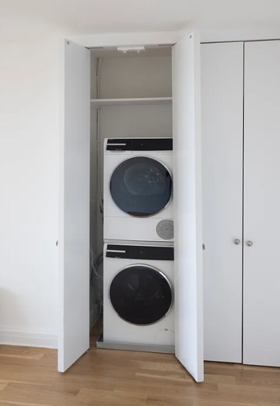 Building Photo - 424 West End Ave