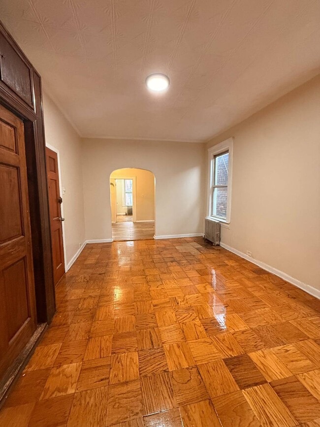 Building Photo - 2264 Pacific St