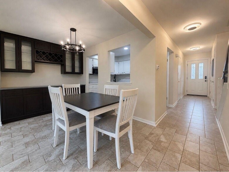 Building Photo - 59 Saxonney Cir