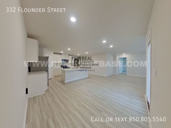 Building Photo - 332 Flounder St