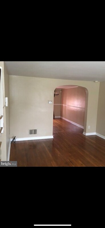 Building Photo - 2453 Berryhill St