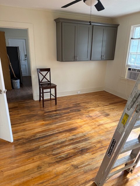 Building Photo - 128 Main St