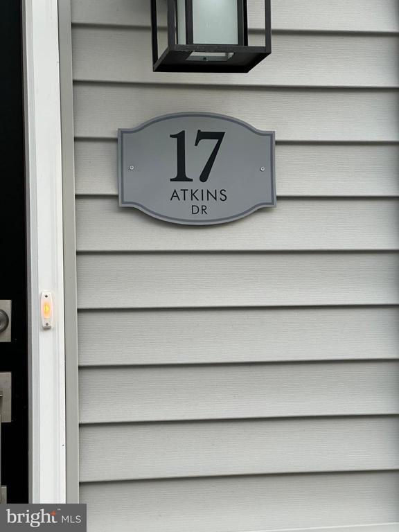 Primary Photo - 17 Atkins Dr
