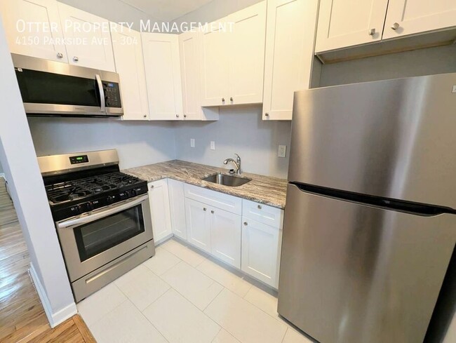 Building Photo - Lovely 2BR/1BA in Charming West Philly Apt...