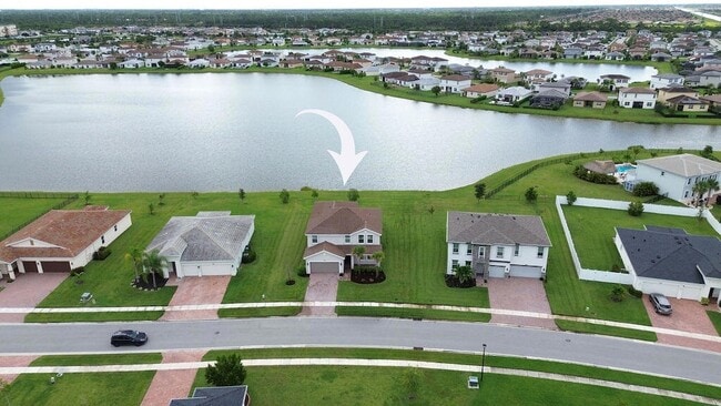 Building Photo - 7609 NW Archerfield Dr