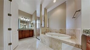 Building Photo - 38641 Lakeview Walk