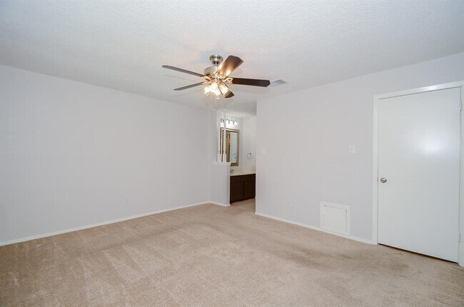 Building Photo - 22706 Coriander Dr