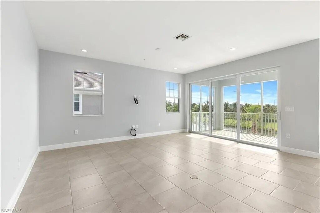 Building Photo - 2318 Sawyers Hill Rd