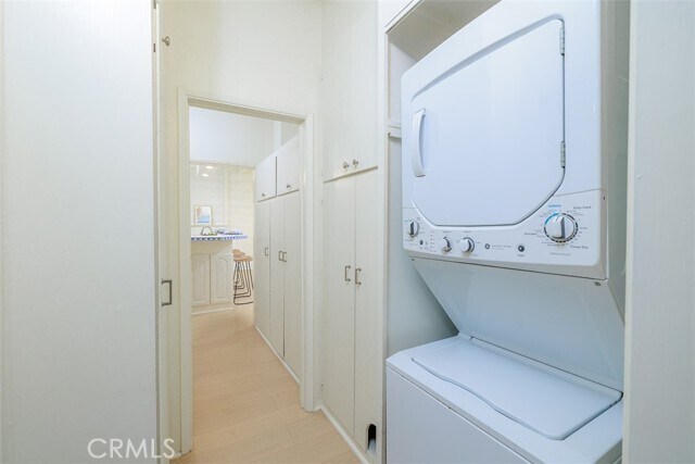 Building Photo - 1225 Gaviota Dr