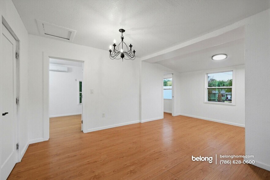 Building Photo - 1226 Easter Ave