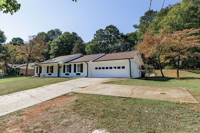 Building Photo - 145 VFW Dr