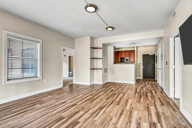 Building Photo - 1111 25th St NW