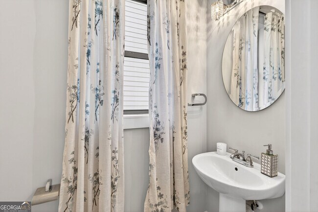 Building Photo - 5259 Cloud St