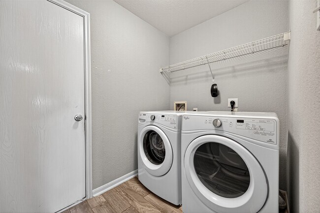 Building Photo - 3123 Peachstone Pl