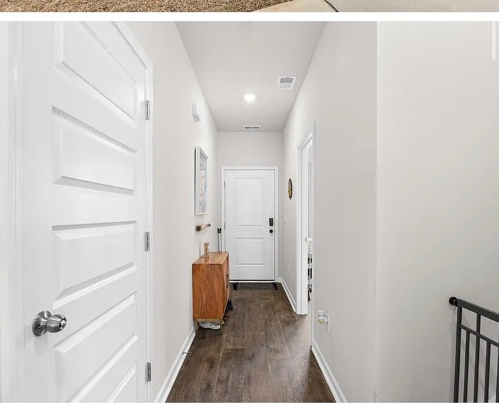 Building Photo - 1141 Blueback Herring Wy