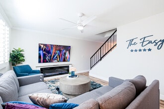 Building Photo - 4243 N Miller Rd