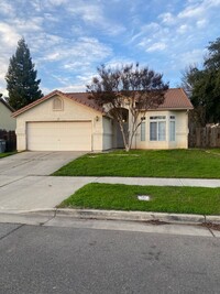 Building Photo - NORTH MERCED 3 BED 2 BATH HOME AVAILABLE N...