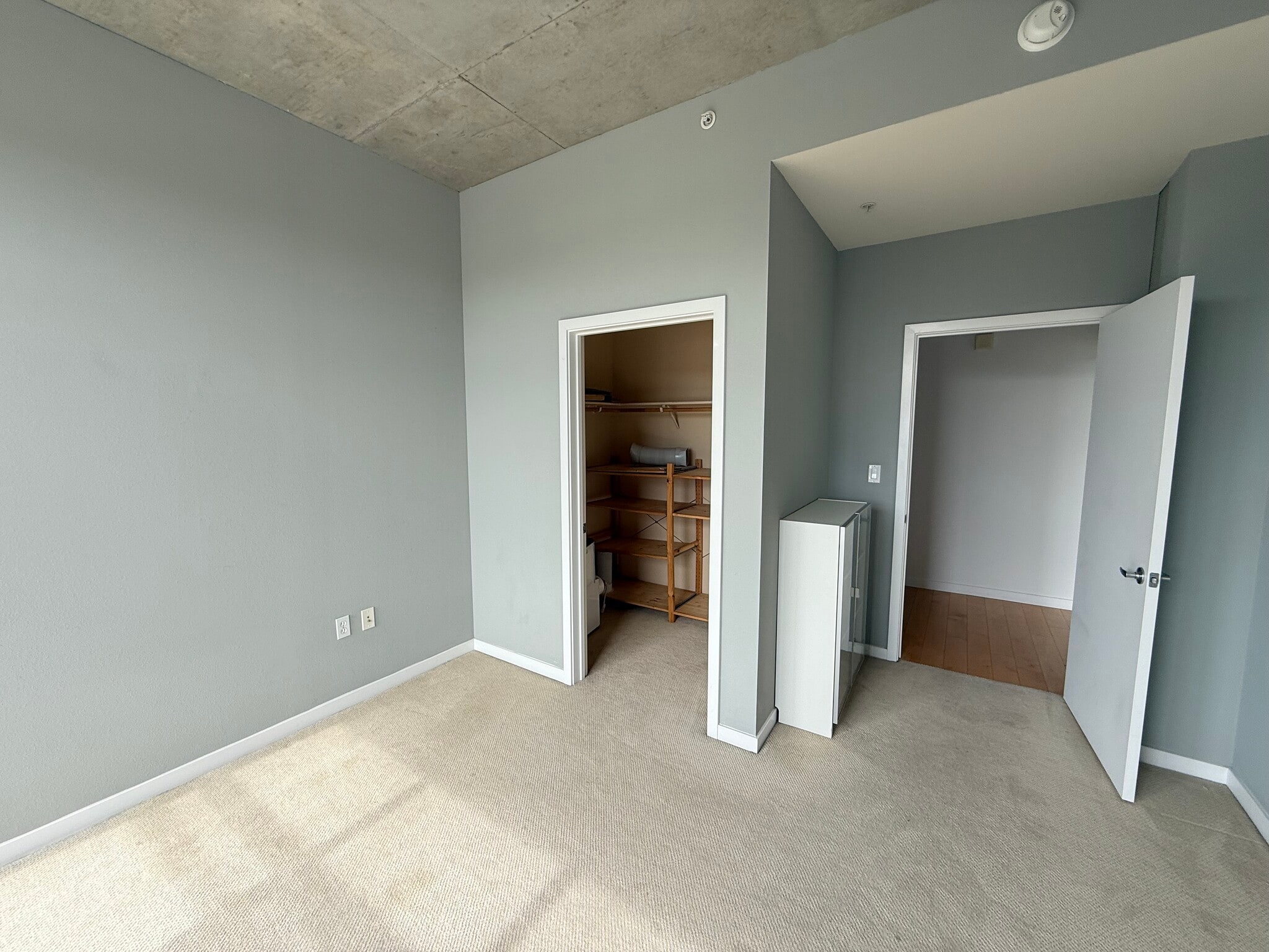 Building Photo - 288 3rd St